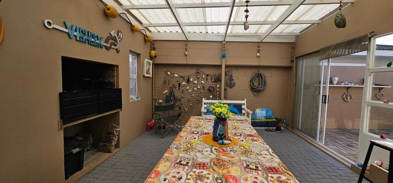 3 Bedroom Property for Sale in Country Club Western Cape